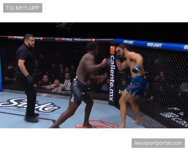 UFC格斗之夜:尼科·普莱斯首回合KO终结“牛仔”塞罗尼,老将黯然离场 UFC格斗之夜:尼科·普莱斯首回合KO终结“牛仔”塞罗尼,老将黯然离场