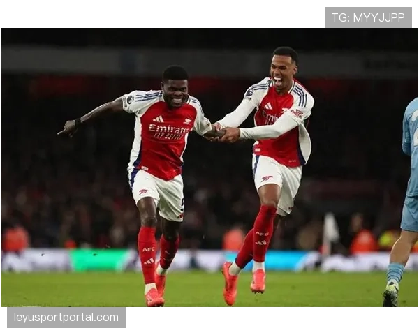 从替补到绝杀:阿森纳小将恩瓦内里对阵布莱顿的制胜进球全过程 从替补到绝杀:阿森纳小将恩瓦内里对阵布莱顿的制胜进球全过程